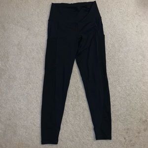 Black aerie mesh leggings with pocket